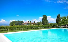 Sirmione Beach Apartment