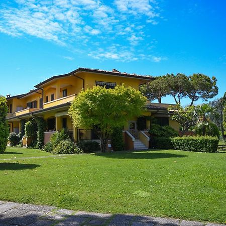 Sirmione Beach Apartment Exterior photo