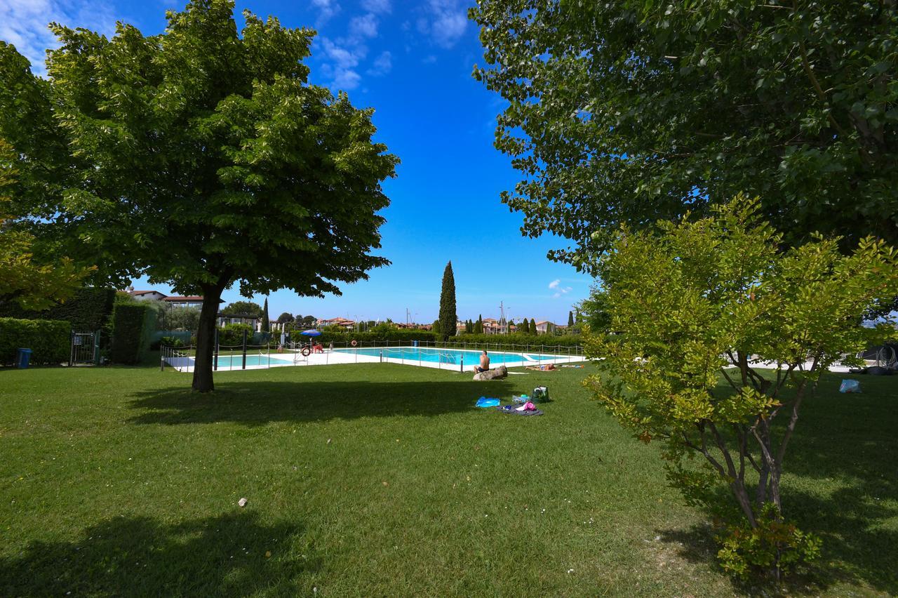 Sirmione Beach Apartment Exterior photo