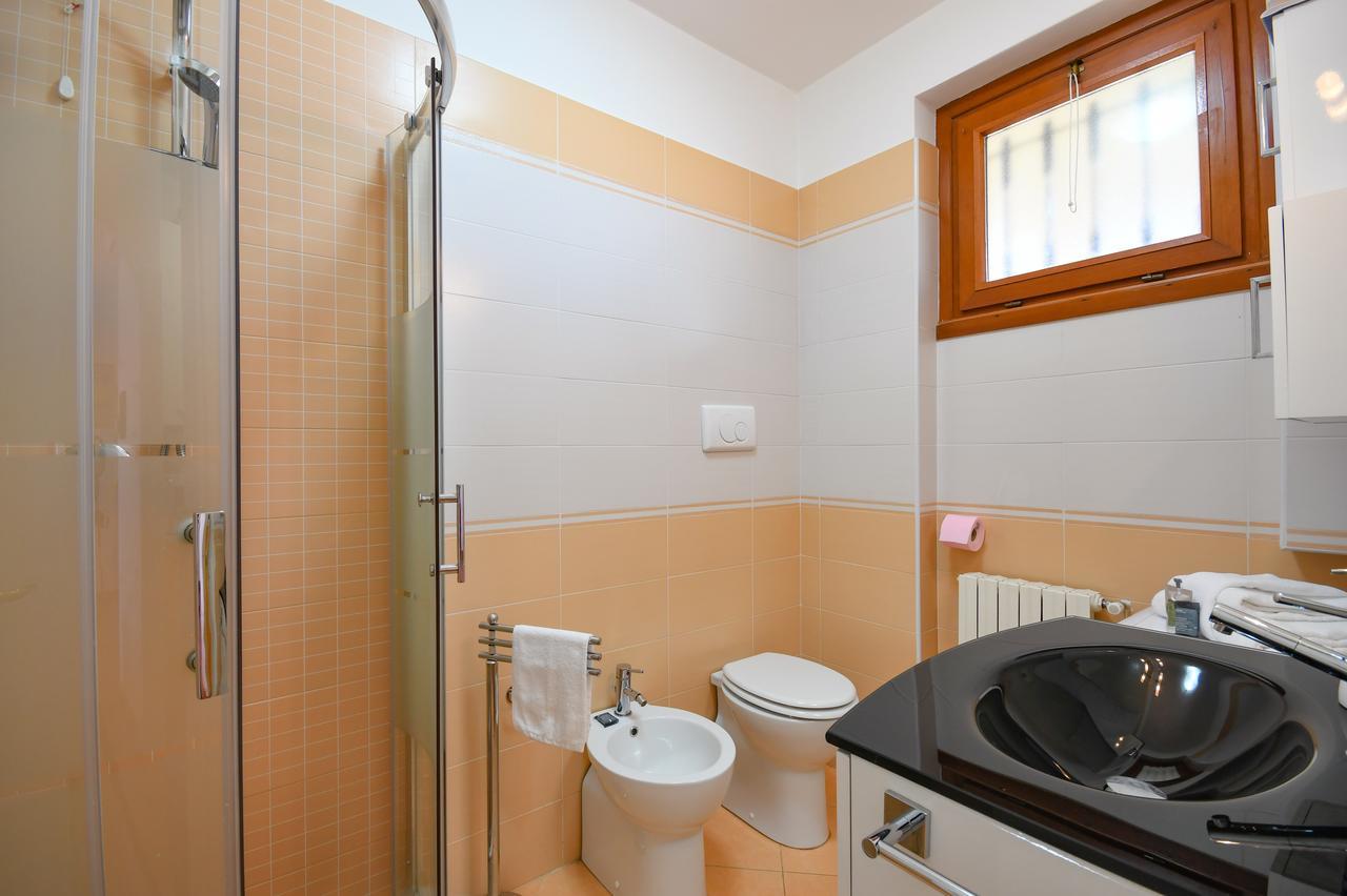 Sirmione Beach Apartment Exterior photo